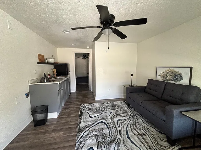 Eastwood Street Apartments 10